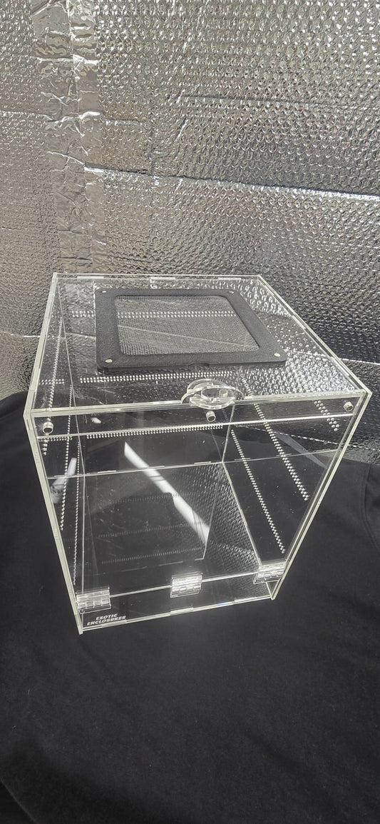 Mantis Enclosure Glued